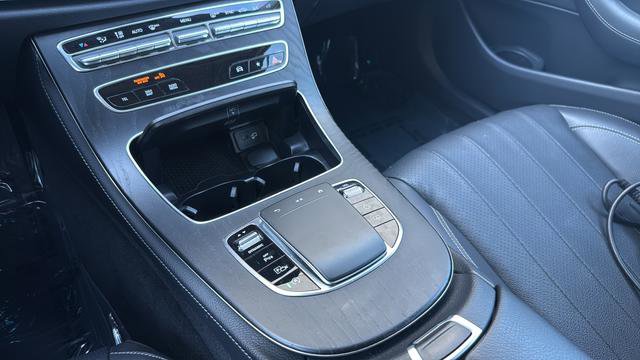 Used 2022 Mercedes-Benz E 350 Sedan image 19