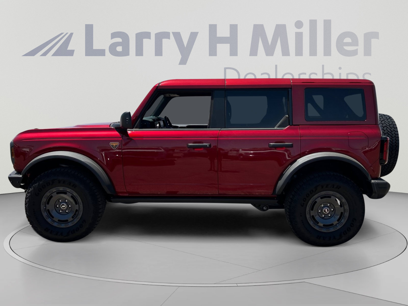 New 2025 Ford Bronco Badlands w/ Sasquatch Package AWD/4WD image 2