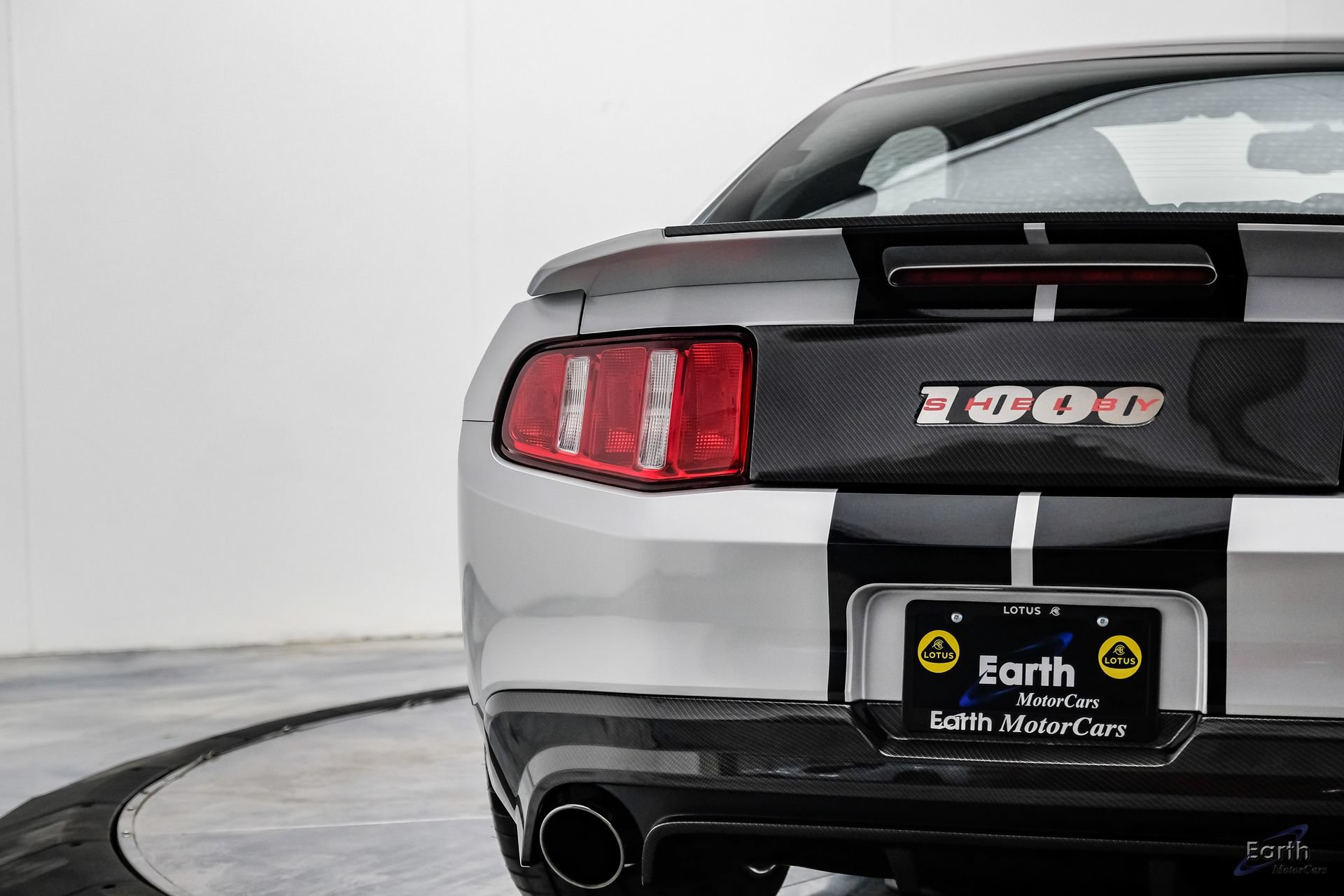 Used 2012 Ford Mustang Shelby GT500 w/ SVT Performance Pkg RWD image 17