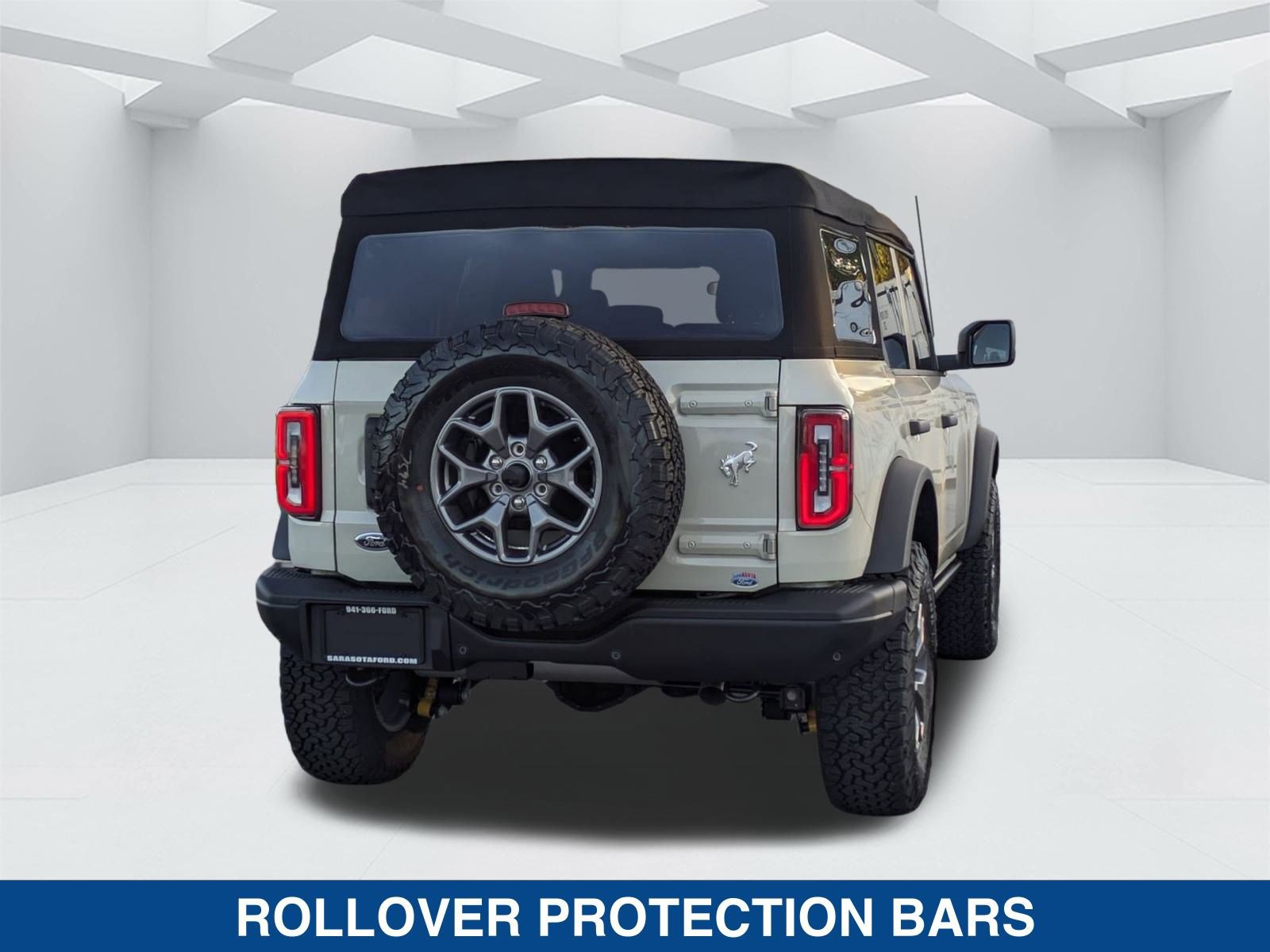 New 2025 Ford Bronco Badlands image 5