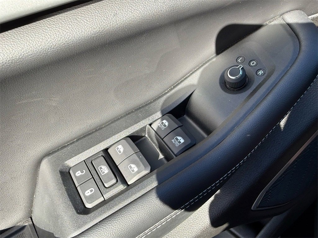 Used 2024 Jeep Grand Cherokee Limited 4xe w/ Luxury Tech Group II image 39