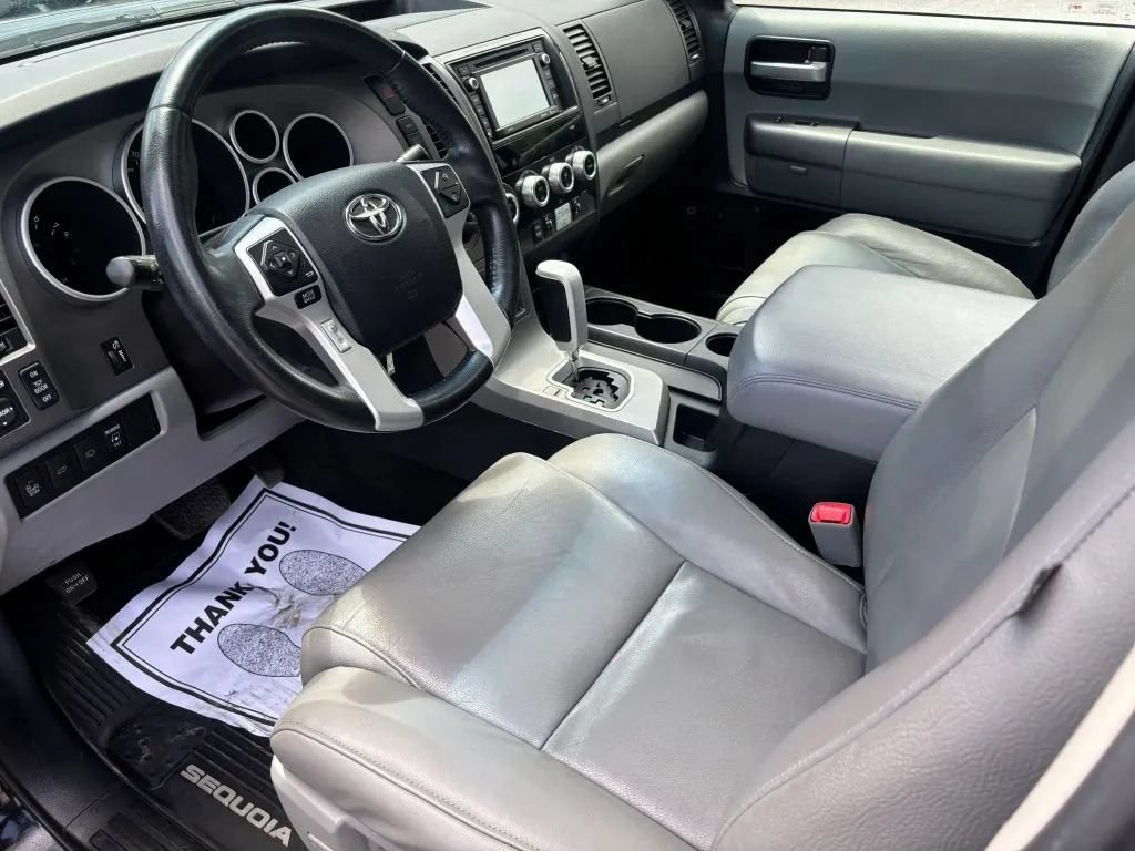Used 2017 Toyota Sequoia Limited AWD/4WD image 2