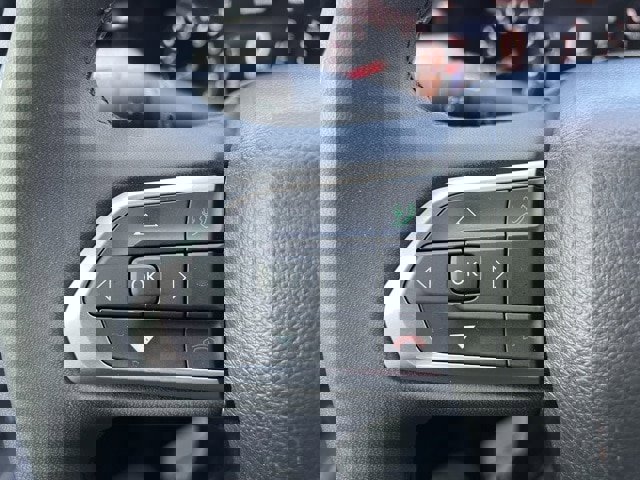 Used 2023 Jeep Compass Latitude image 18