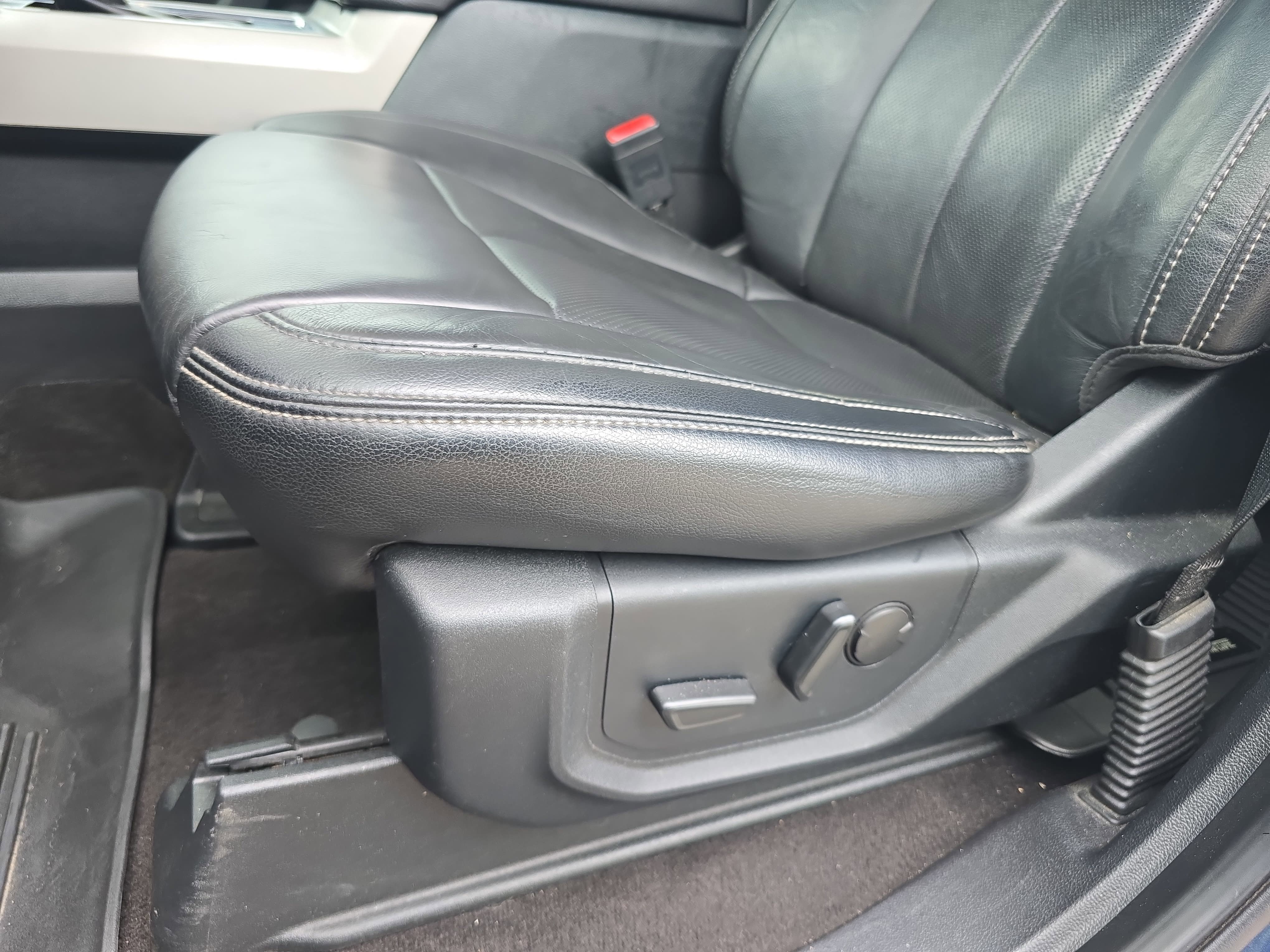 Used 2019 Ford F150 Lariat AWD/4WD image 29