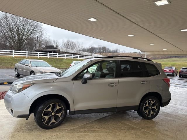 Used 2014 Subaru Forester 2.0XT Touring w/ Popular Package #2 image 6