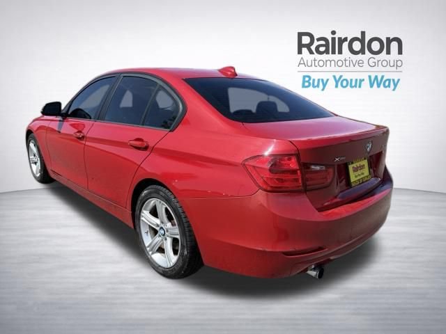 Used 2014 BMW 320i xDrive Sedan AWD/4WD image 5