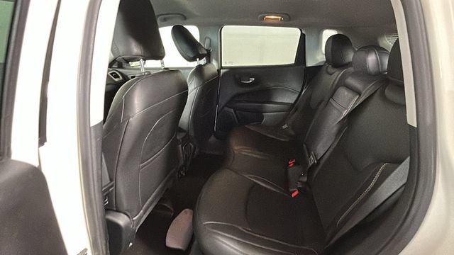 Used 2019 Jeep Compass Latitude w/ Popular Equipment Group AWD/4WD image 26