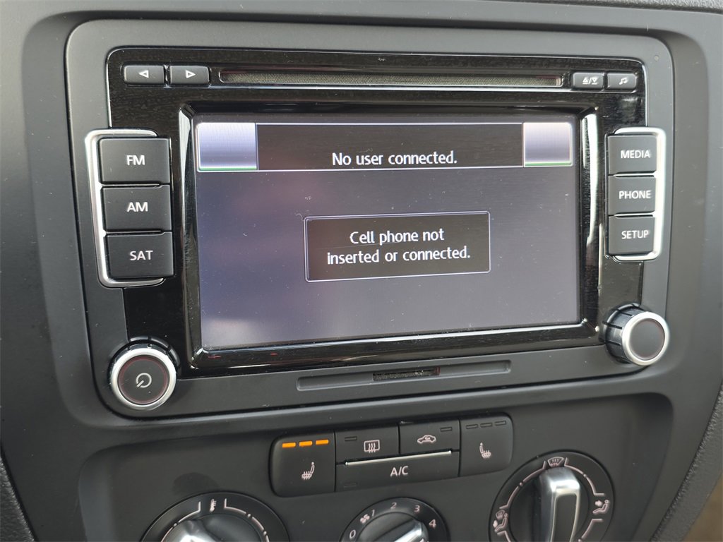 Used 2014 Volkswagen Jetta SE image 29