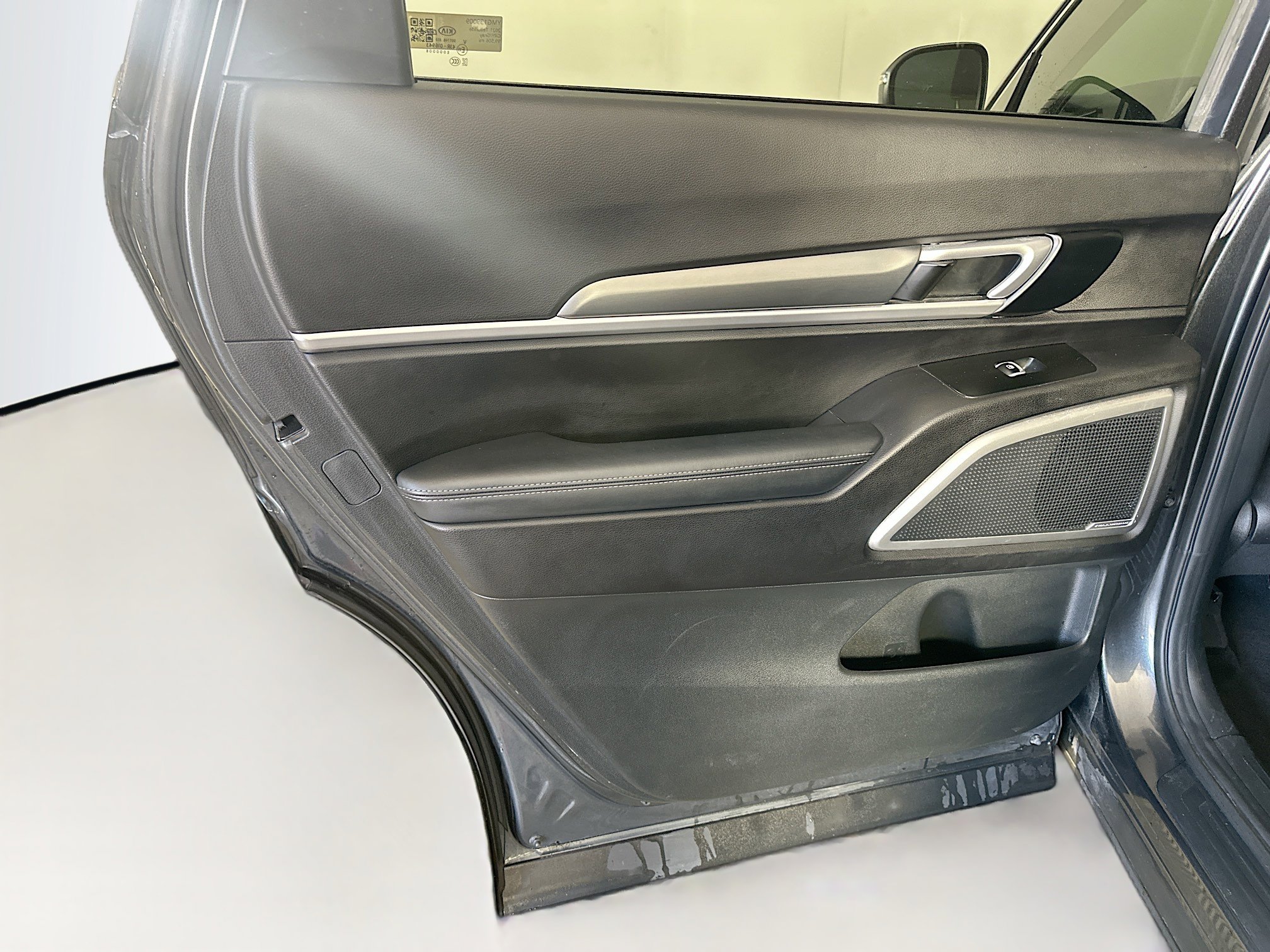 Used 2021 Kia Telluride LX AWD/4WD image 25