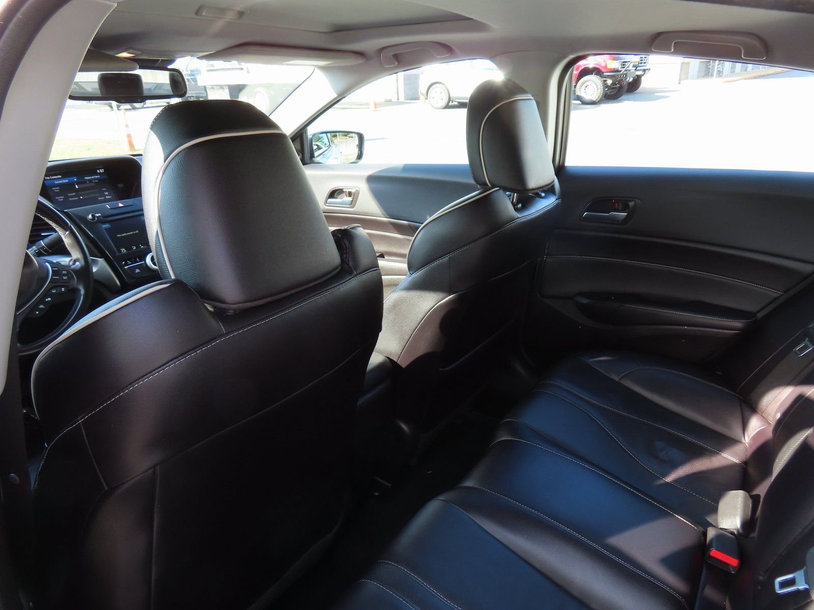 Used 2021 Acura ILX w/ Premium Package image 31