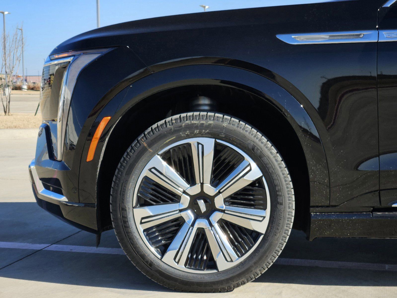 New 2025 Cadillac Escalade IQ Luxury 2 image 8