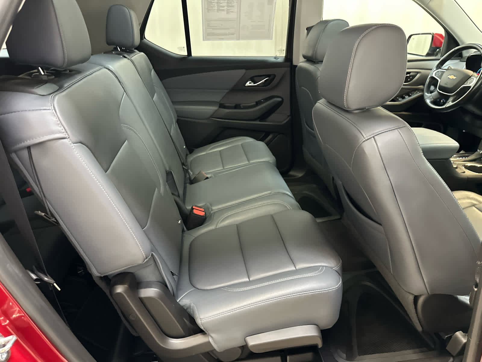 Used 2019 Chevrolet Traverse LT w/ LT Premium Package AWD/4WD image 21