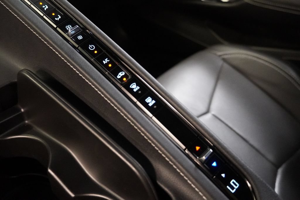 Used 2024 Chevrolet Corvette Z06 RWD image 26