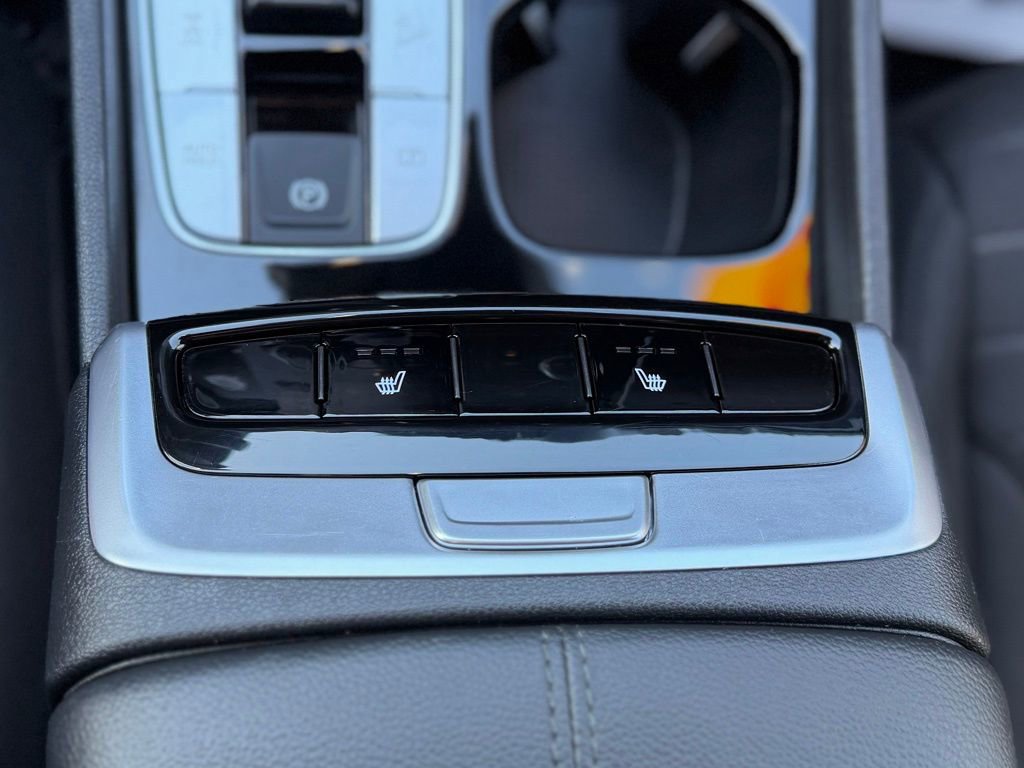 Used 2022 Hyundai Santa Cruz SEL image 17