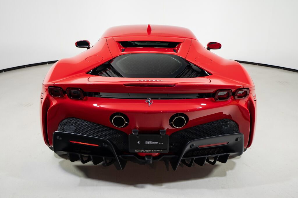 Used 2023 Ferrari SF90 Stradale image 10