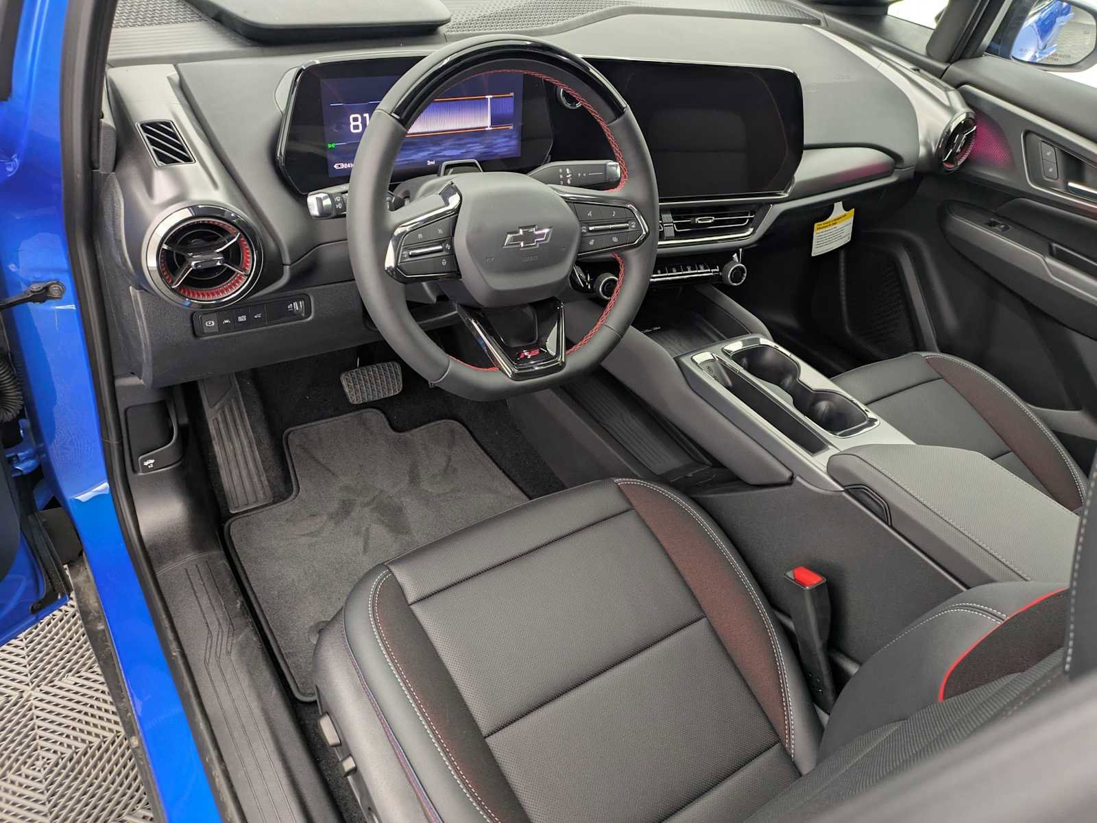 New 2026 Chevrolet Equinox EV RS image 2