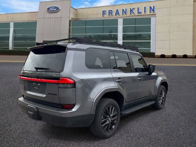 Used 2025 Lexus GX 550 w/ Accessory Package (2T) image 7