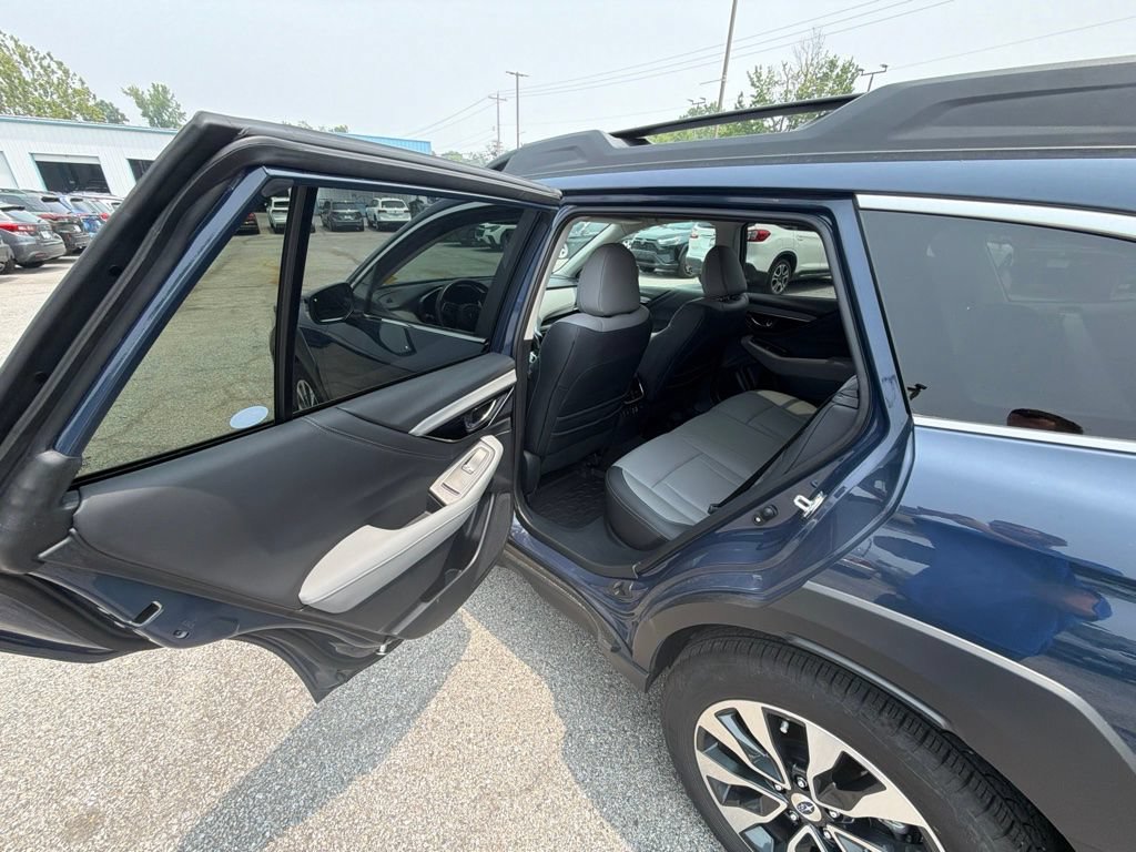 Certified 2024 Subaru Outback Limited AWD/4WD image 11