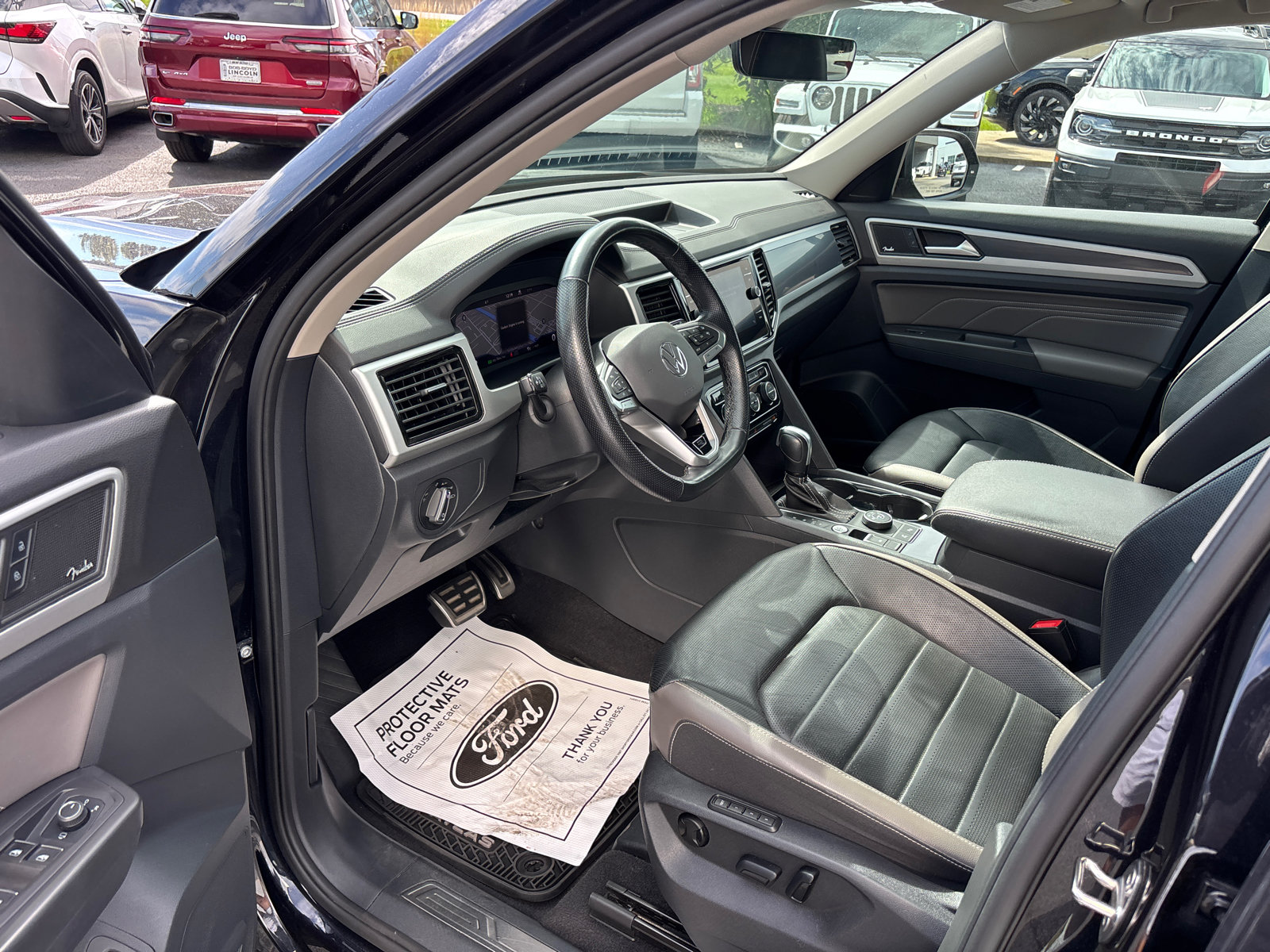 Used 2022 Volkswagen Atlas SEL Premium AWD/4WD image 24
