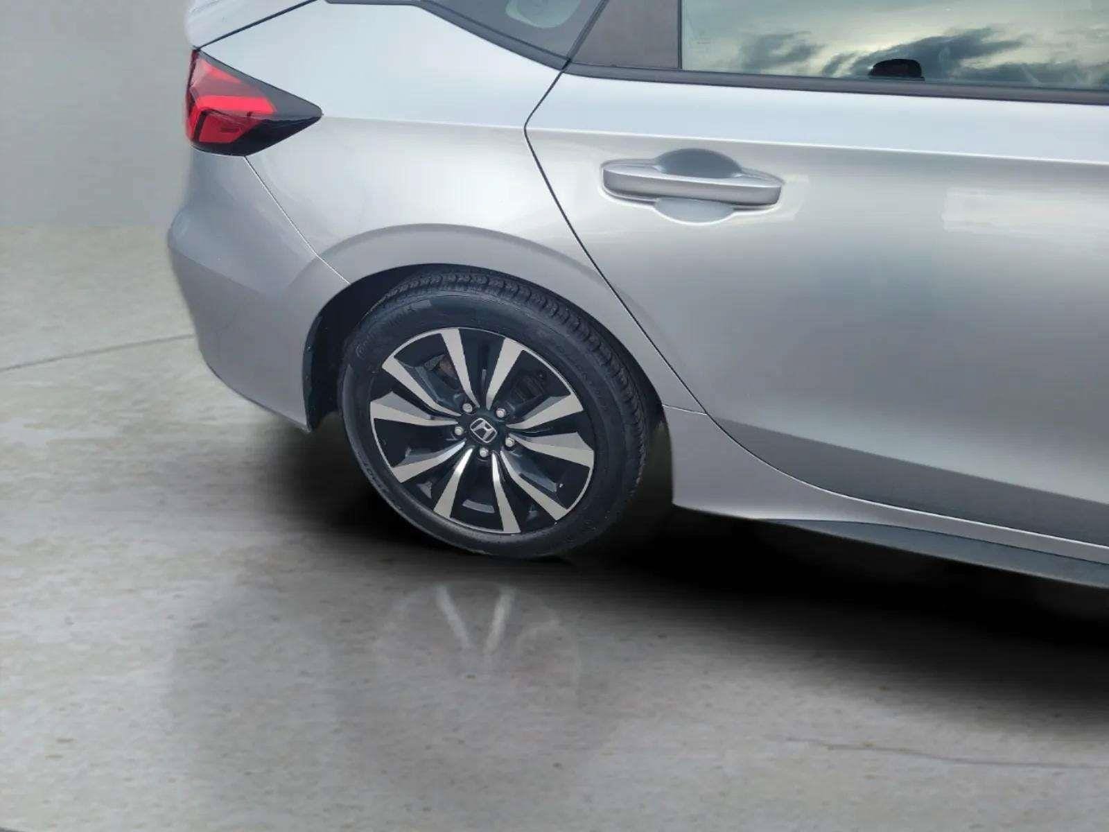 Used 2024 Honda Civic EX-L image 28
