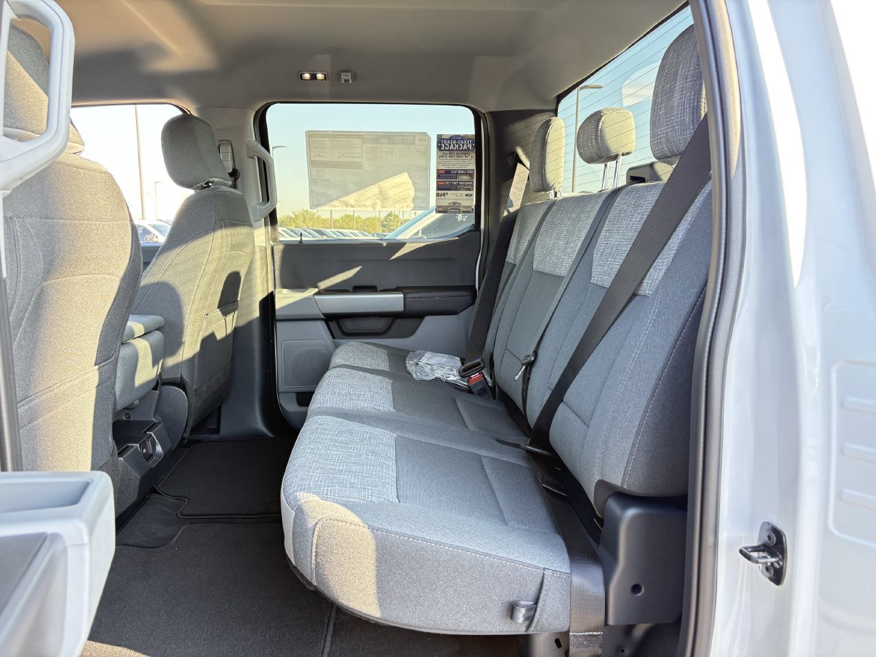 New 2026 Ford F350 XLT w/ FX4 Off-Road Package AWD/4WD image 29