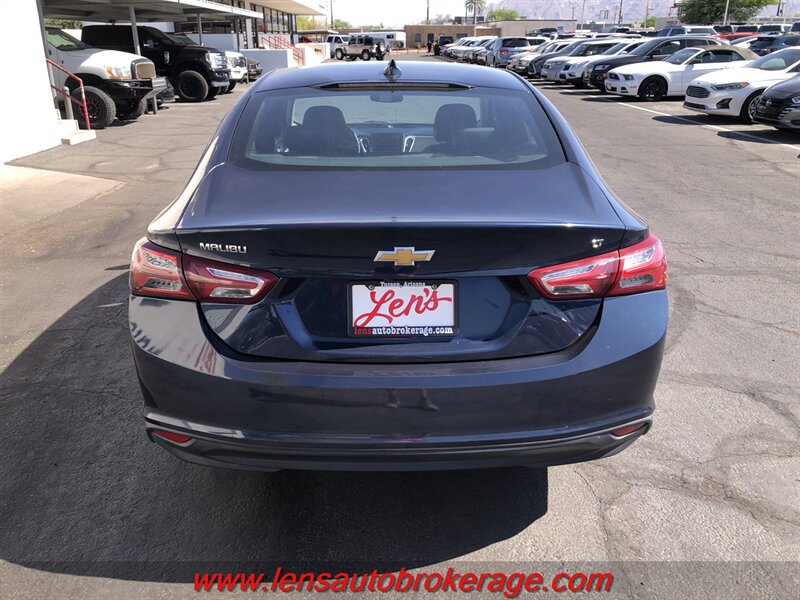 Used 2022 Chevrolet Malibu LT FWD image 7