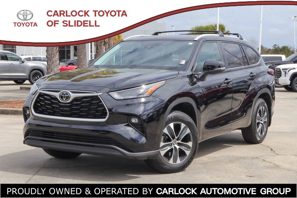 Used 2024 Toyota Highlander XLE image 1