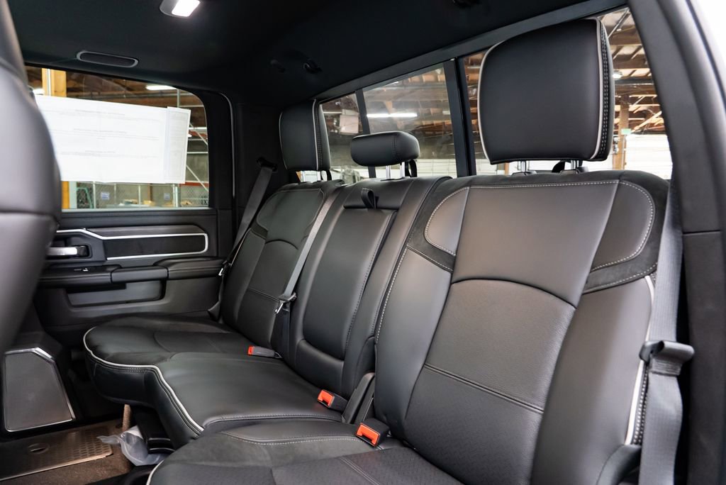 New 2026 RAM 3500 Laramie AWD/4WD image 28