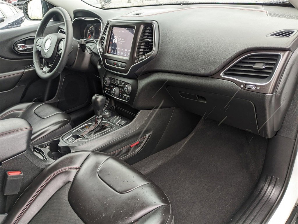 Used 2022 Jeep Cherokee Trailhawk image 28