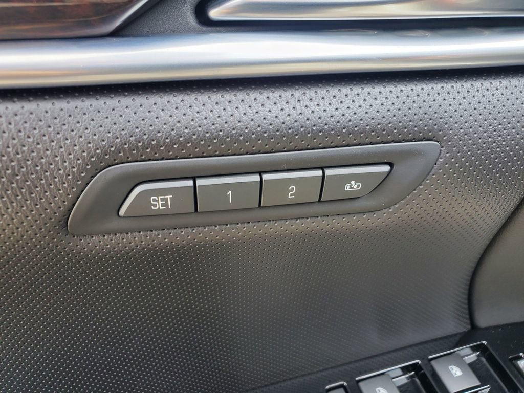 Used 2016 Cadillac XTS Luxury image 15