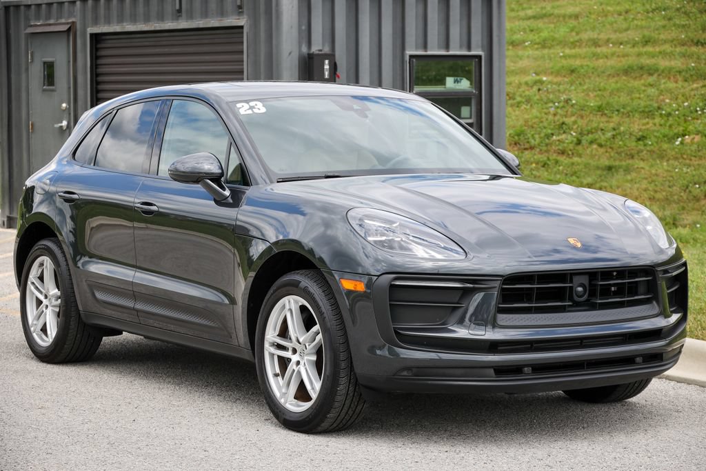 Certified 2023 Porsche Macan Turbo AWD/4WD image 48