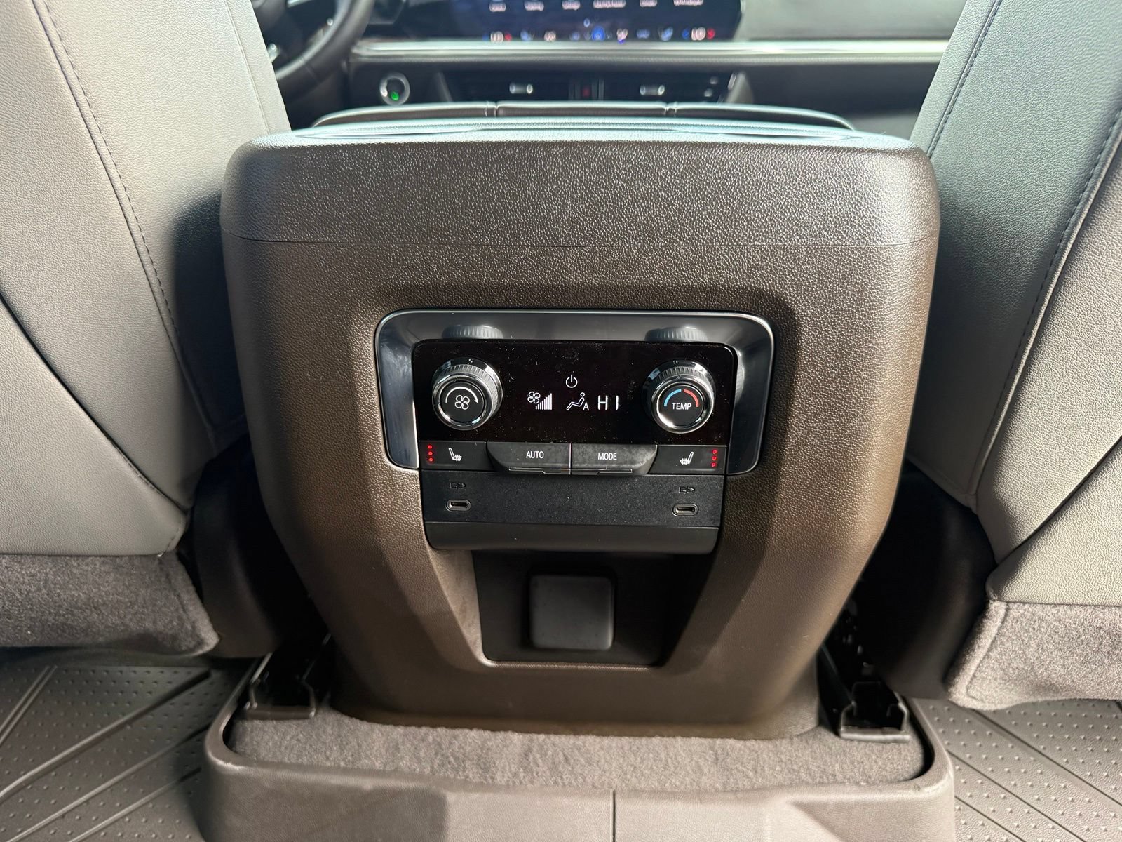 New 2026 Chevrolet Tahoe LT w/ Comfort Package AWD/4WD image 37