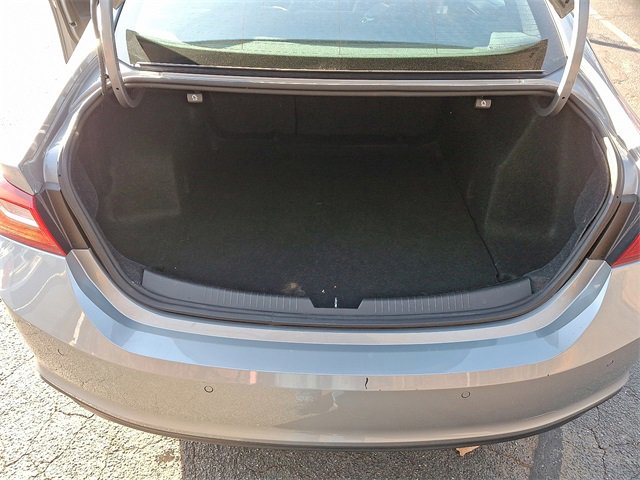 Used 2024 Chevrolet Malibu LT image 29