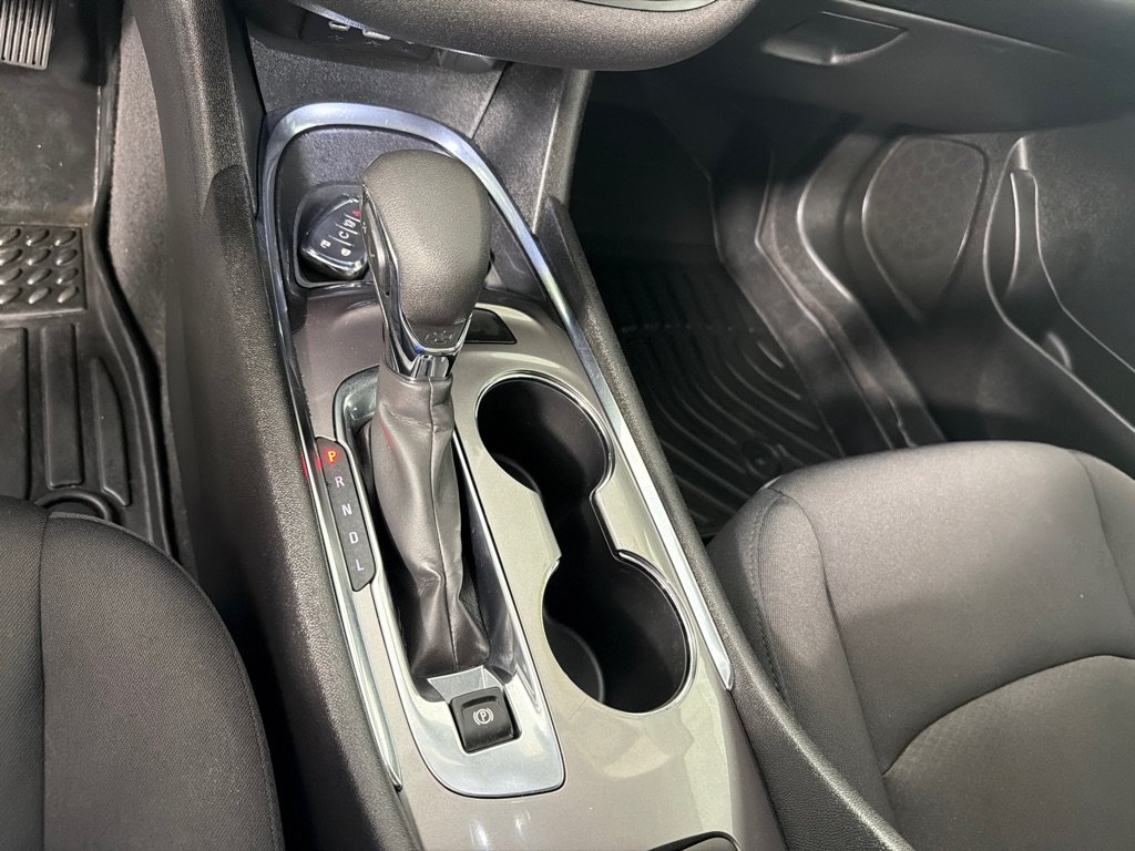 Used 2023 Chevrolet Malibu LT FWD image 17