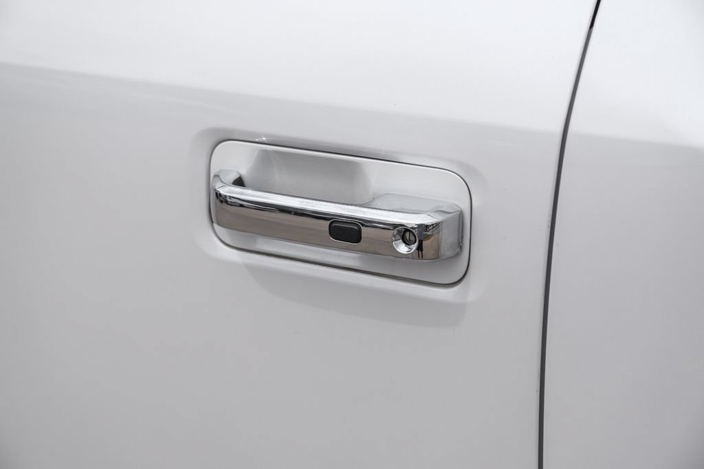 Used 2016 Ford F150 Lariat w/ Equipment Group 502A Luxury AWD/4WD image 52