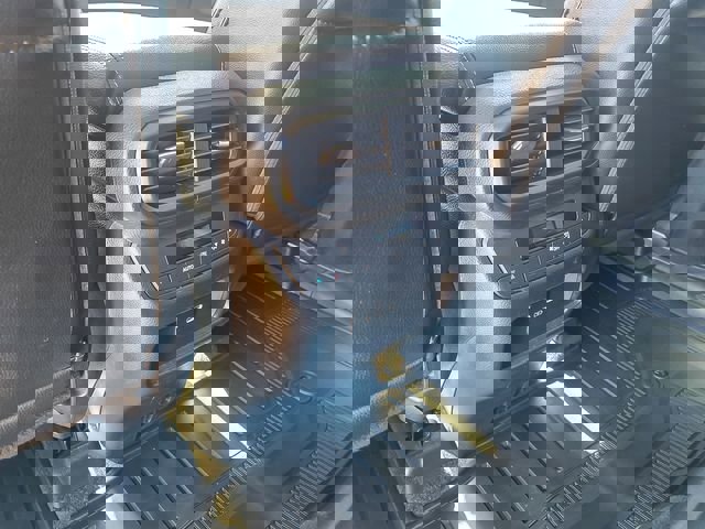 Used 2024 Honda Pilot EX-L image 13