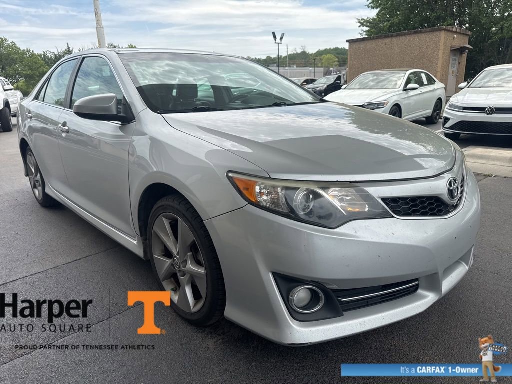 Used 2013 Toyota Camry SE w/ Leather Pkg image 7