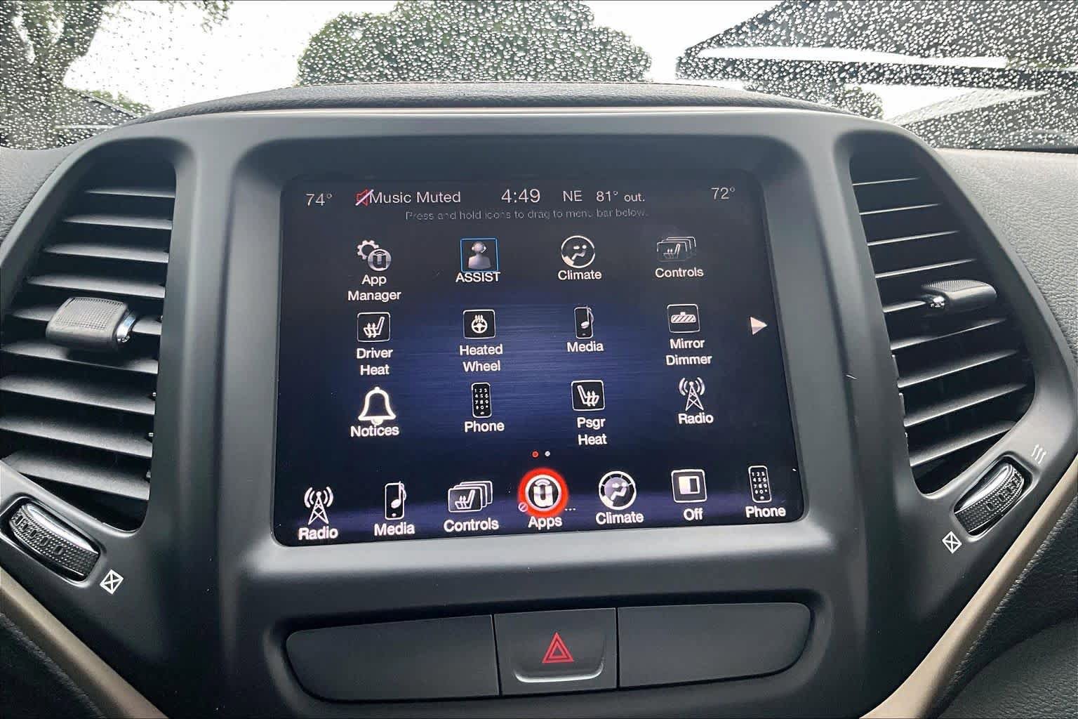 Used 2016 Jeep Cherokee Limited FWD image 35