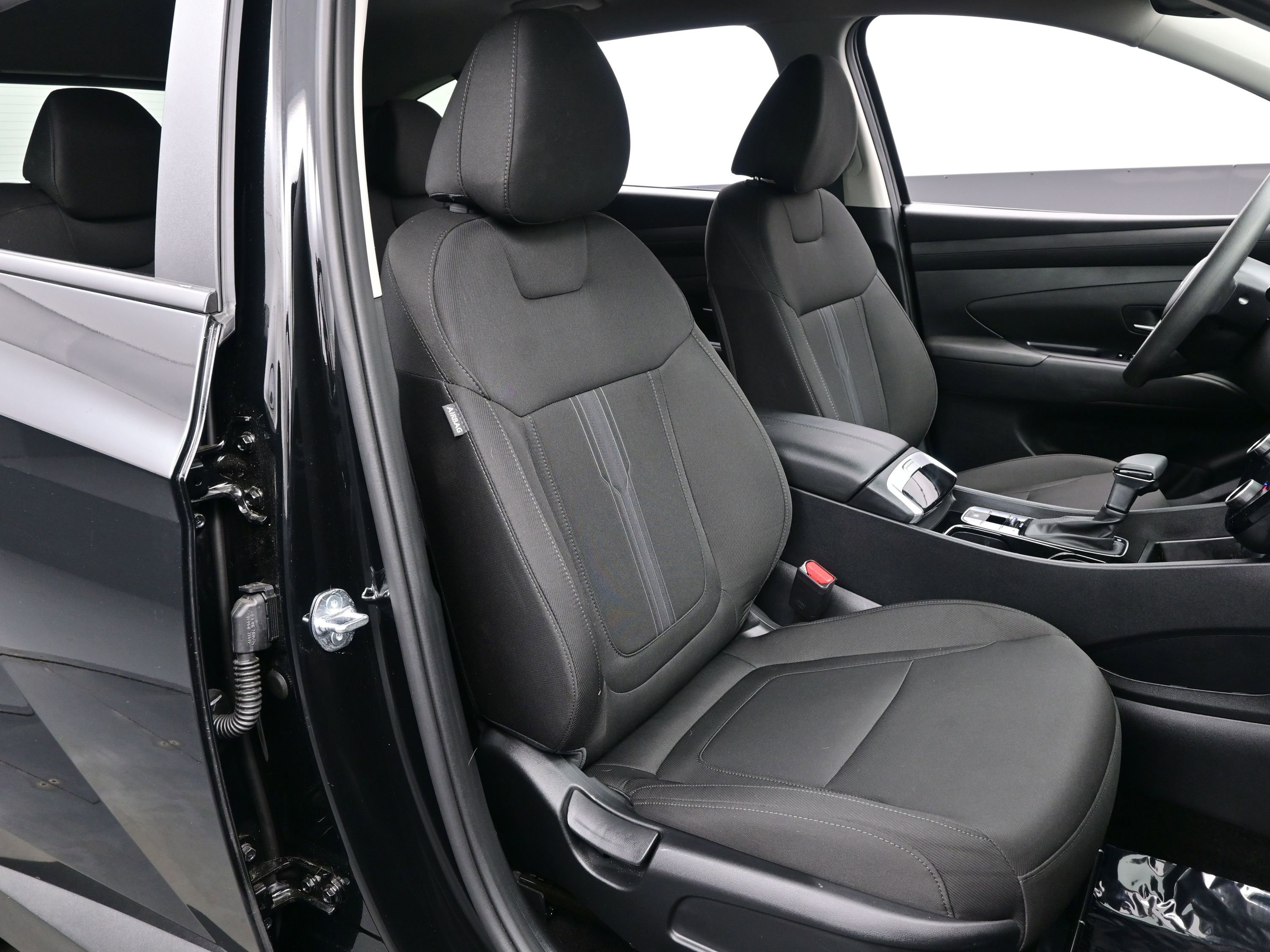 Certified 2025 Hyundai Tucson SEL image 14