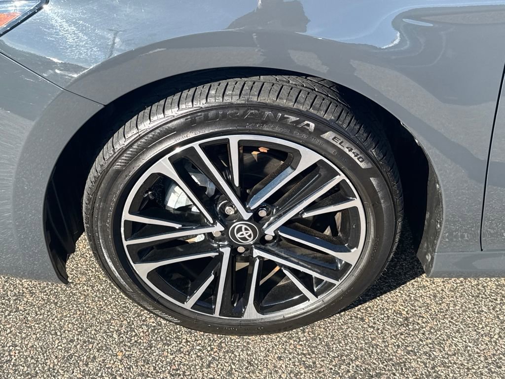 Used 2025 Toyota Camry XLE image 36