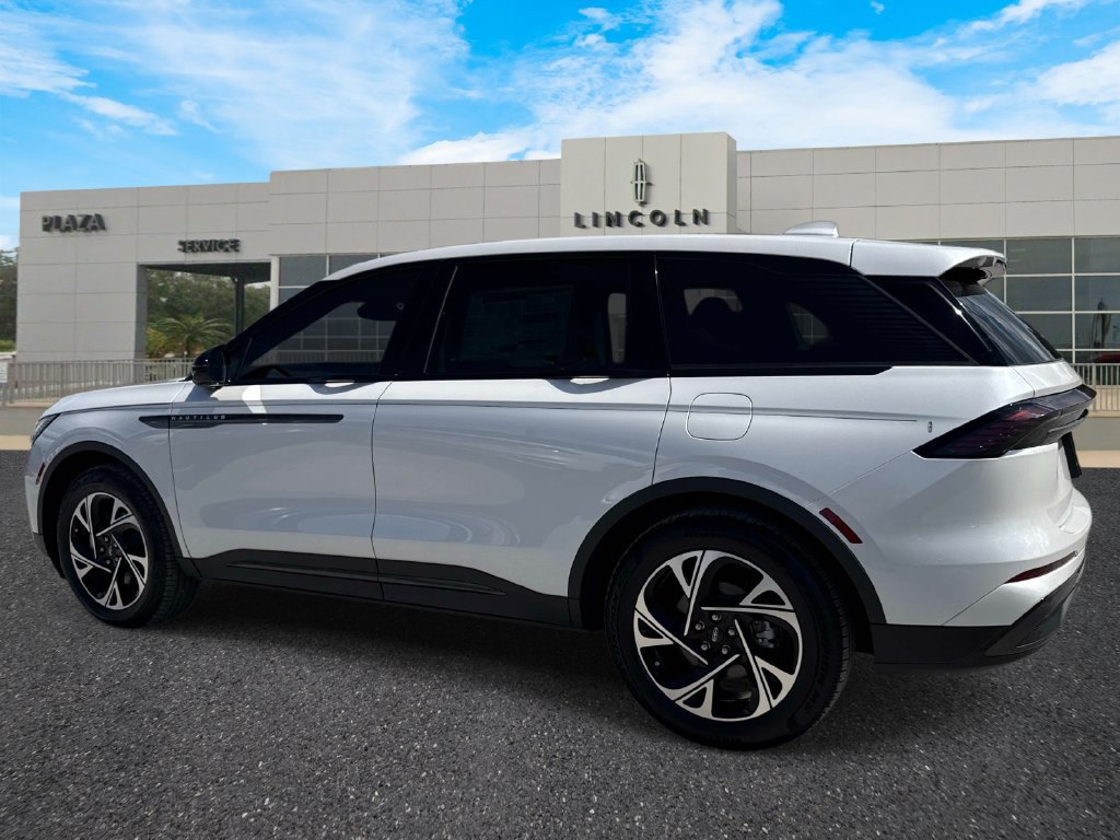 New 2026 Lincoln Nautilus Premier w/ Equipment Group 102A AWD/4WD image 5