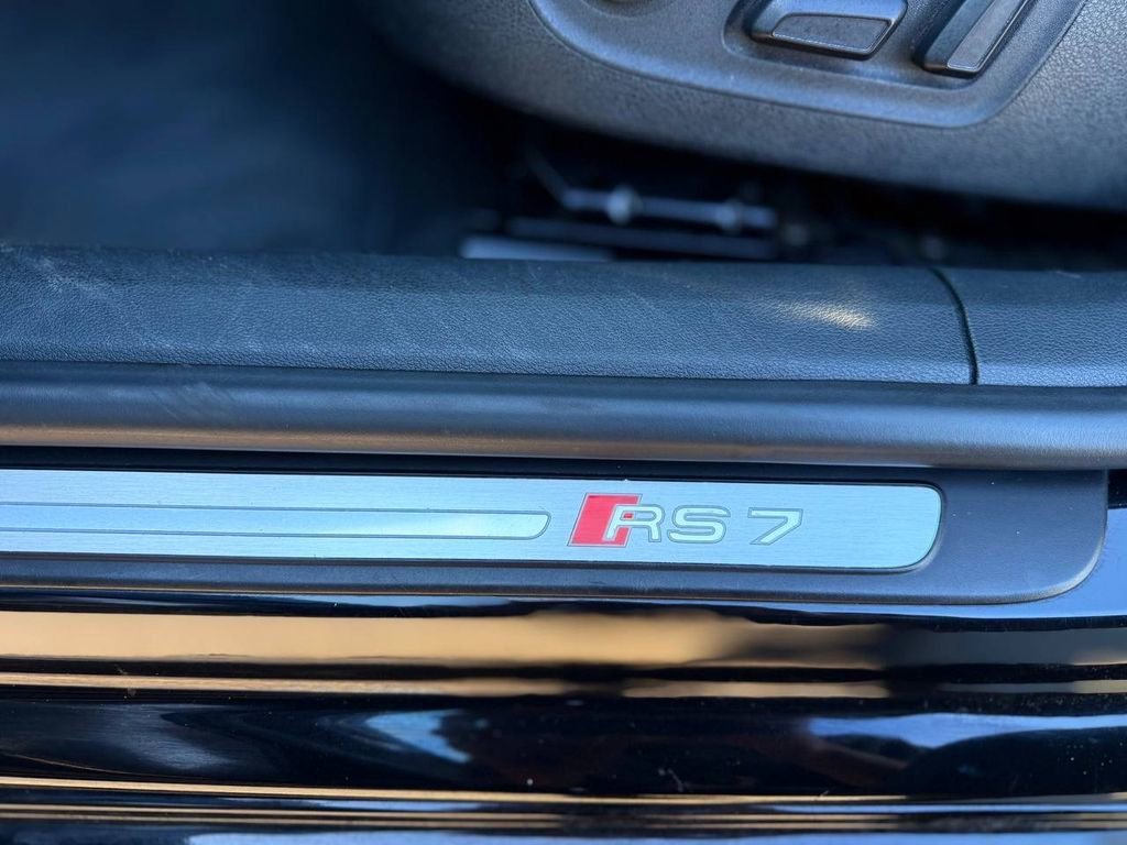 Used 2017 Audi RS 7 Performance w/ Driver Assistance Package image 23