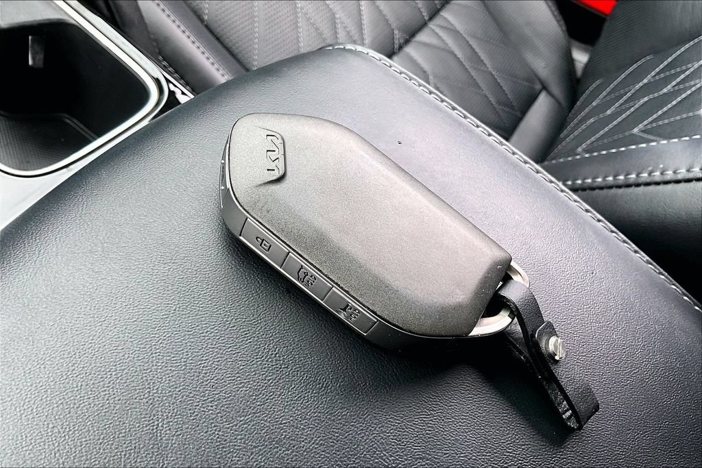 Used 2024 Kia Telluride SX Prestige X-Line AWD/4WD image 35