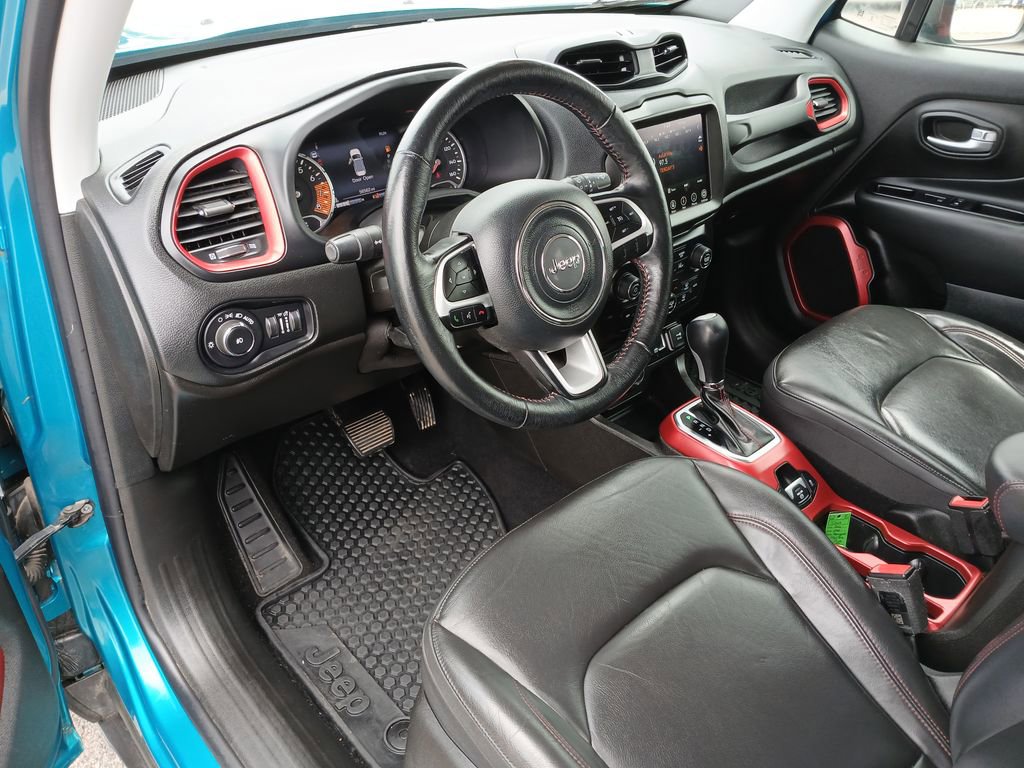 Used 2021 Jeep Renegade Trailhawk w/ Luxury Group III AWD/4WD image 10