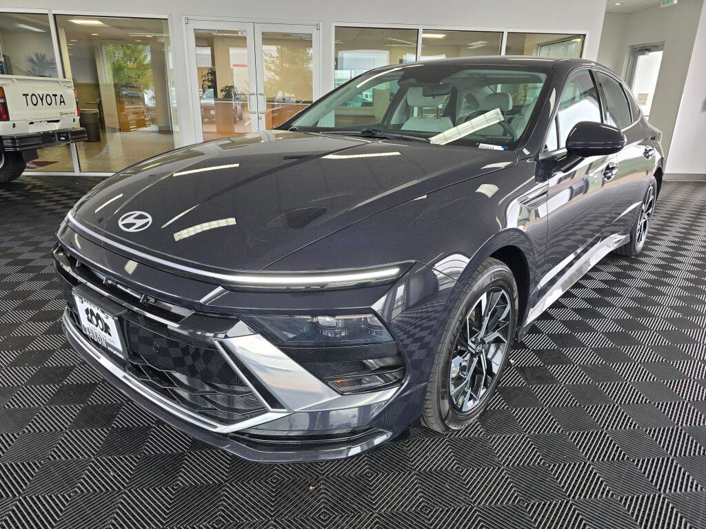 Used 2024 Hyundai Sonata SEL FWD image 7