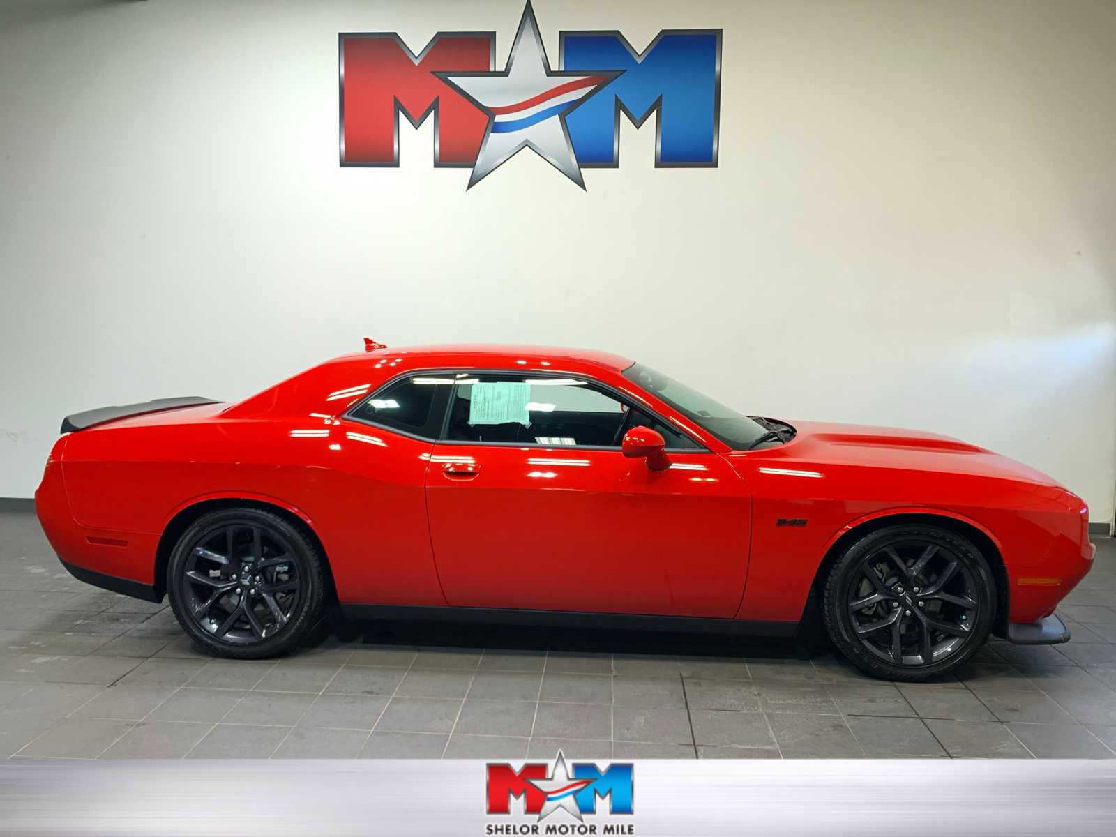 Used 2023 Dodge Challenger R/T w/ Blacktop Package RWD image 1