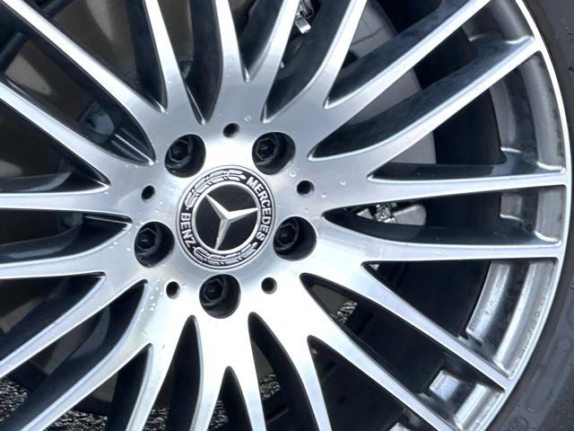 Used 2024 Mercedes-Benz GLC 300 4MATIC image 15