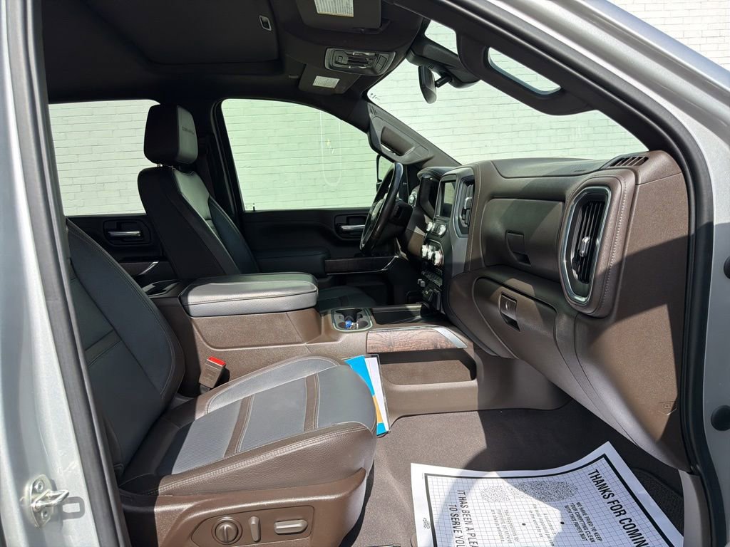 Used 2023 GMC Sierra 3500 Denali AWD/4WD image 13