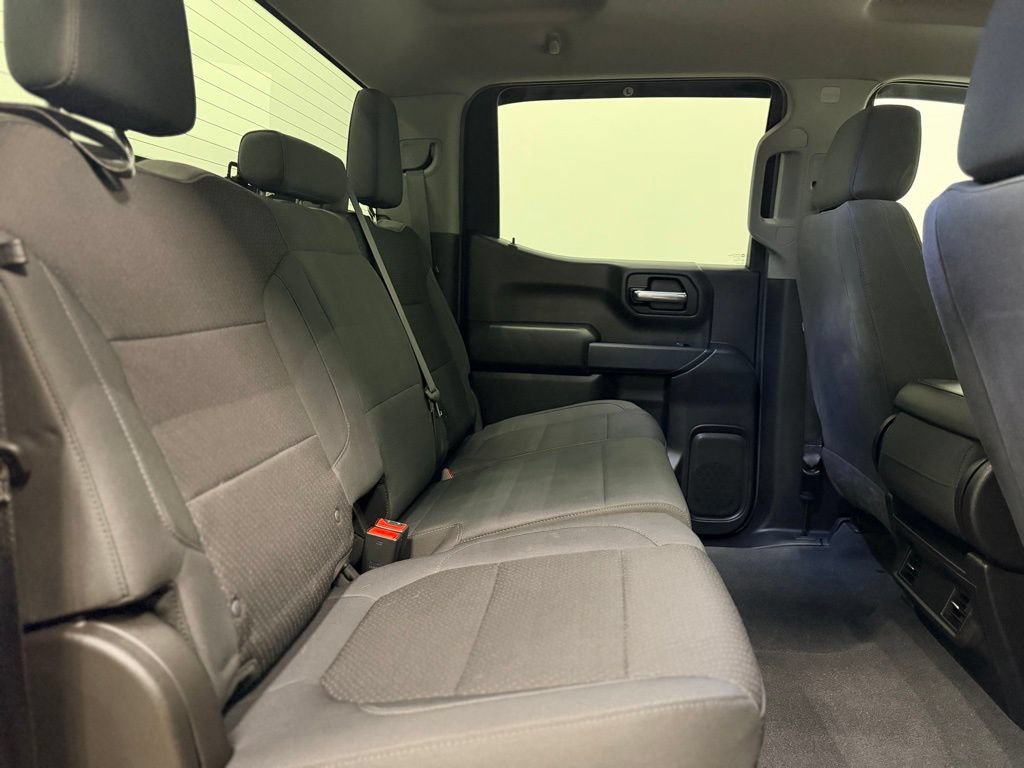 Used 2019 Chevrolet Silverado 1500 Custom w/ Custom Value Package AWD/4WD image 25