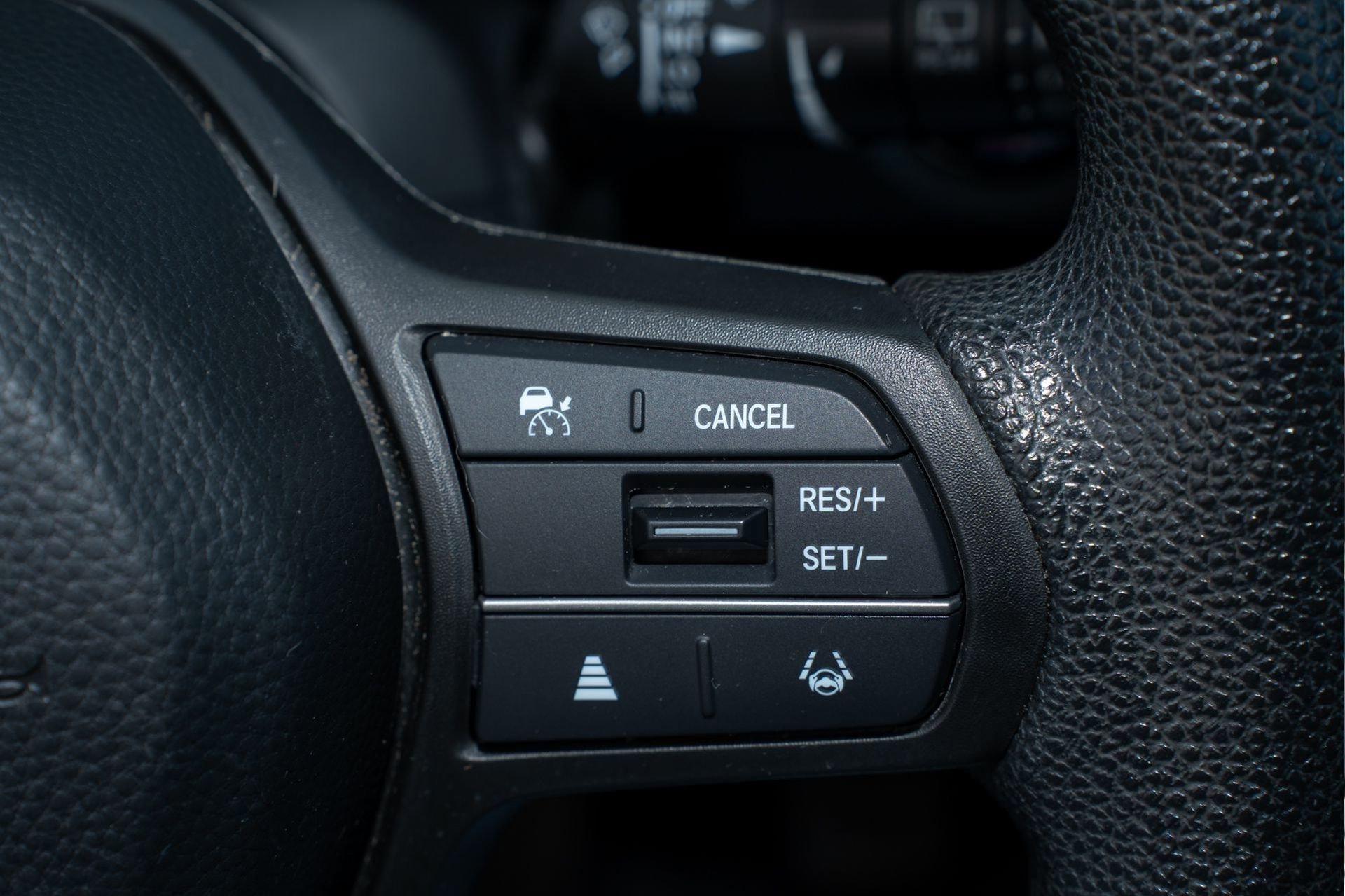 Certified 2023 Honda CR-V EX image 33